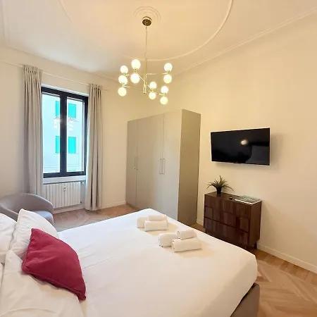 Bright&spacious In The Heart Of Studi Milano