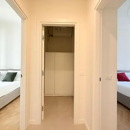 Bright&spacious In The Heart Of Studi Appartamento *