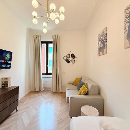 Bright&spacious In The Heart Of Studi Milano